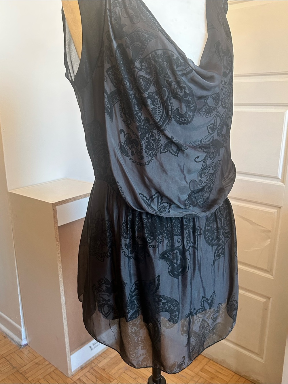 Piazza Roma 100% Silk Paisley Cowl Neck Tunic Made in Italy L Excellent